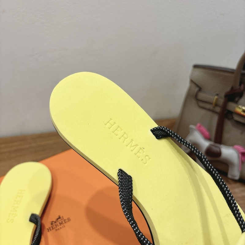 H**me5 slippers
